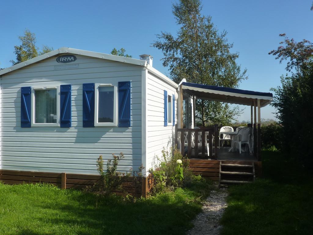 Camping Pommiers Des Trois Pays Licques Habitación foto